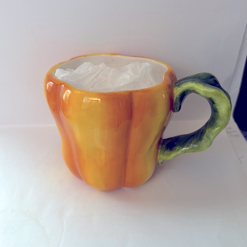 Vintage collectible Style Eyes Baum Brothers Vegetable Coffee Mug